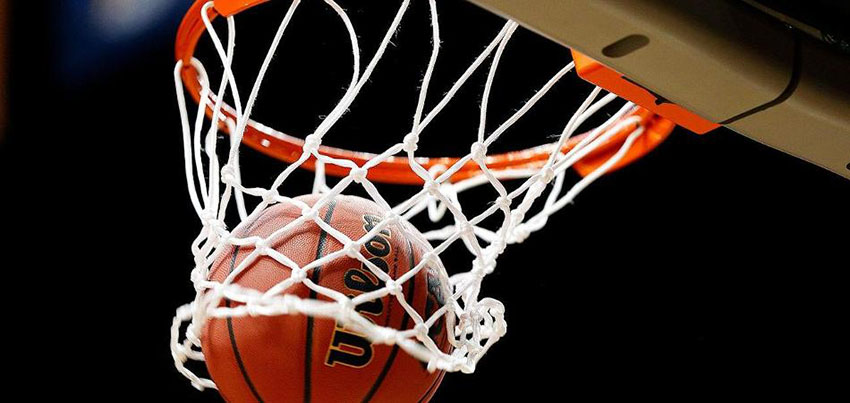 Boys basketball loses to Peters Township