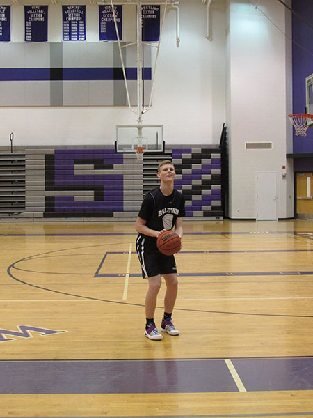 Boys basketball takes on Butler in first round of playoffs