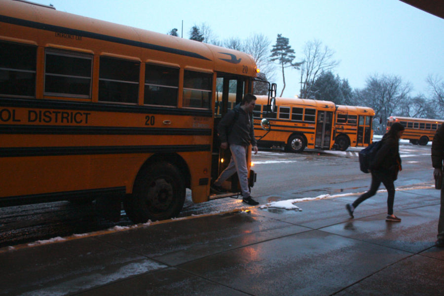 Baldwin High School students begin their school day. Photo taken by Taylor Donahue.