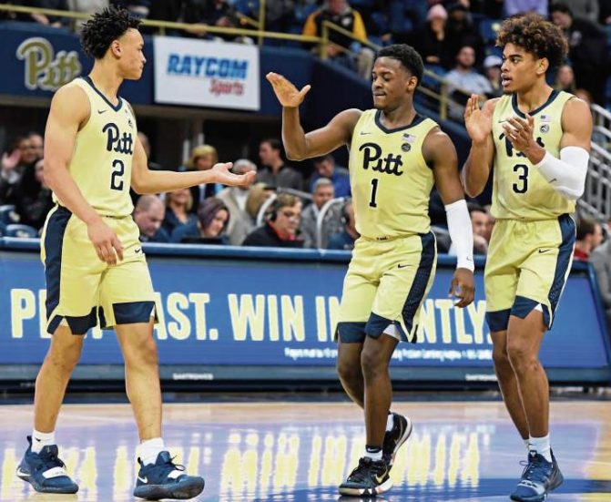 After+two+seasons+of+painful+losses%2C+embarrassing+performances%2C+and+an+empty+Petersen+Event+Center+under+Head+Coach+Kevin+Stallings%2C+Pitt+basketball+is+back+on+track.