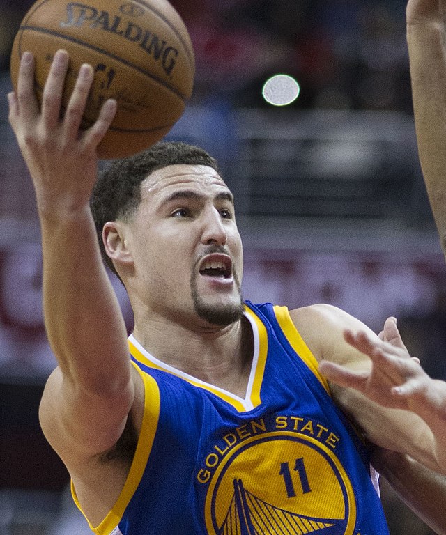 Famous basketball player, Klay Thompson, has returned after almost three years due to injury. 