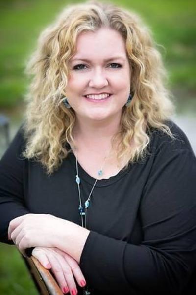 Colleen Hoover - Wikipedia