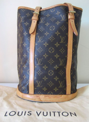 While Louis Vuttion has created hundreds of different bags over the years, their most popular is brown with the “LV” logo in tan. 
