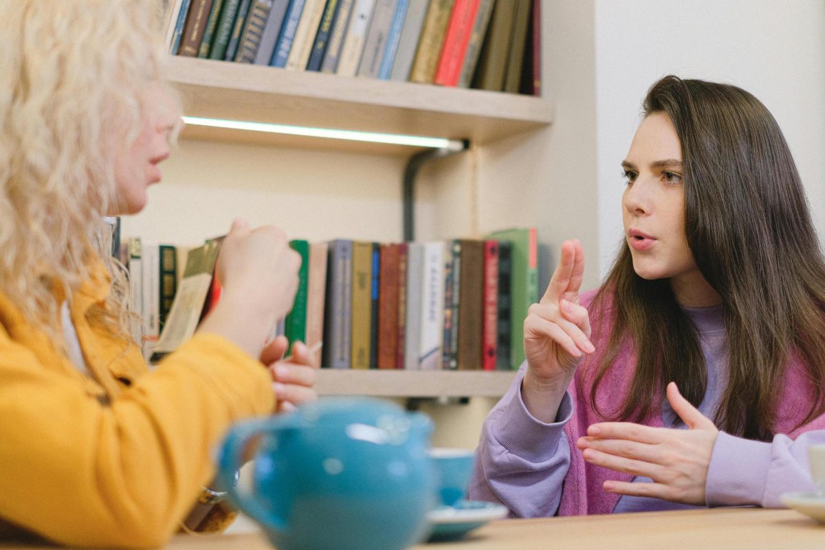 With the large Deaf population in the world, ASL classes need to be offered at more schools.
Image via Pexels by SHVETS Production.