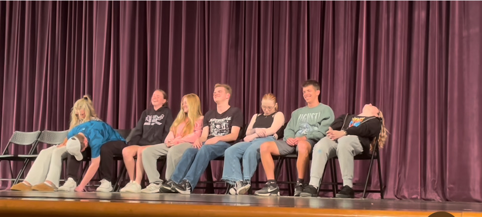 Students were hypnotized during a presentation organized by psychology teacher Dave Dunaway.