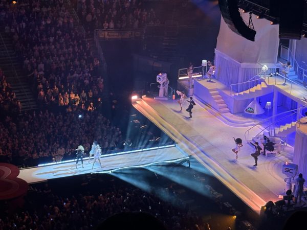 Sabrina Carpenter performs at PPG Arena image taken by LIly Baumgardner