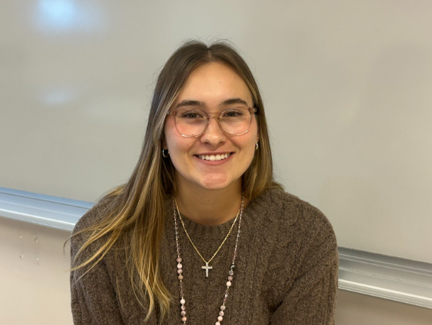 Pugar pursues her love for Biology and teaching at Baldwin. 