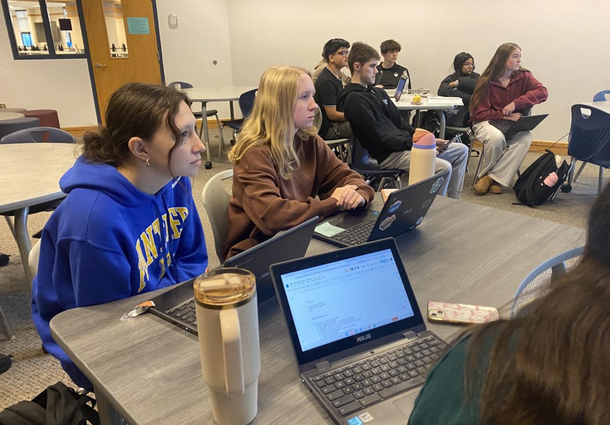The Baldwin mock trial team is divided into a defense team and a plaintiff team for competitions against against other high schools.