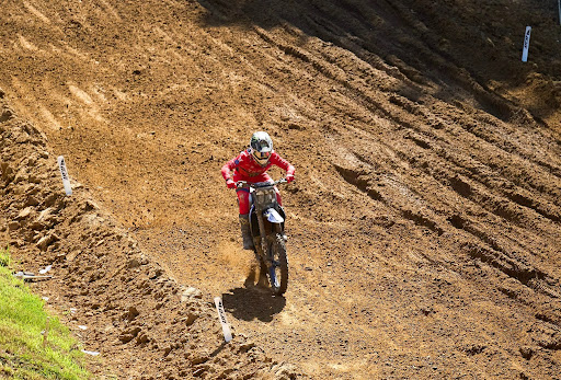 Cole Davies goes down a hill at Budds Creek Motocross Park in 2025.
