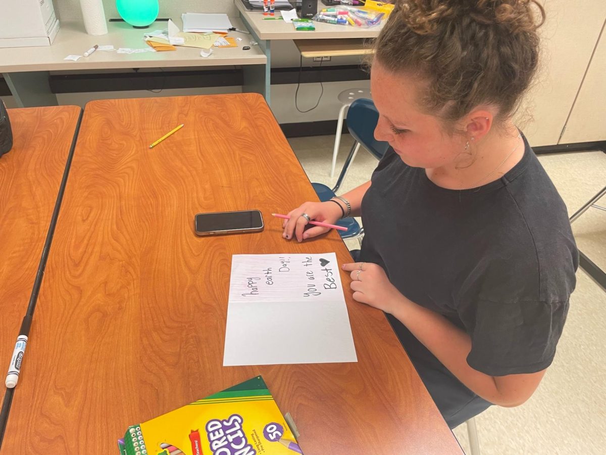 Freshman Maddigan Glies decided to start a chapter of Kiddo Kindness.
